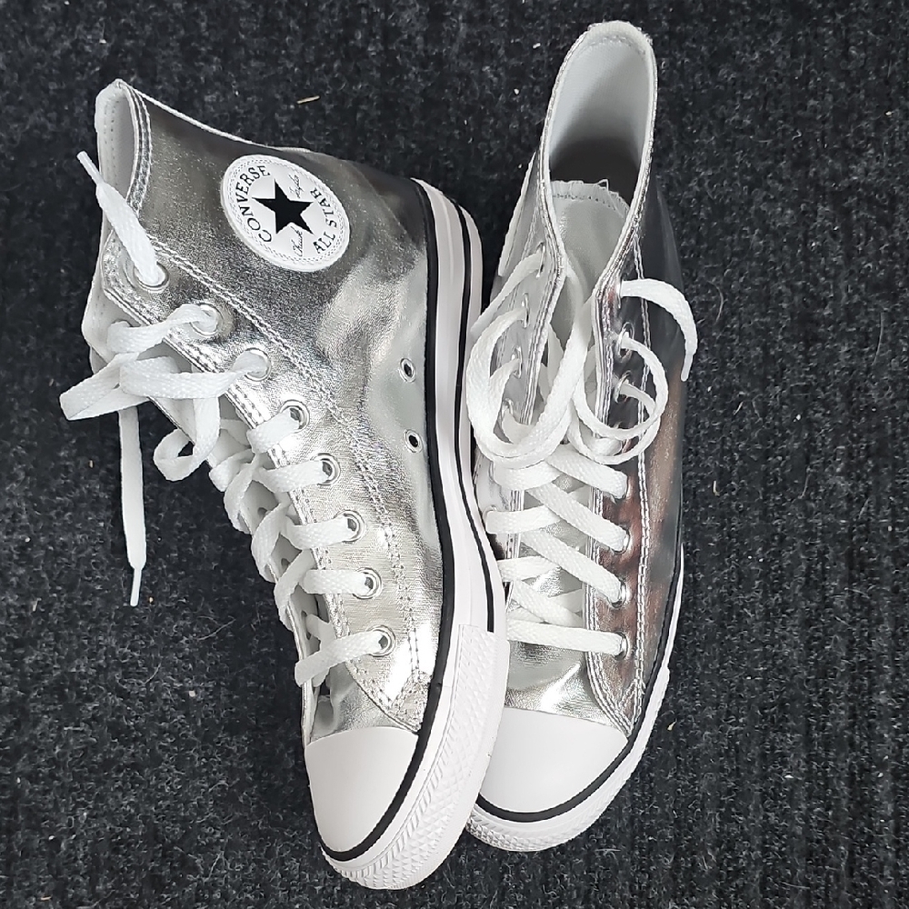 Converse Silver Metallic Shoes Size 9 NWOT
